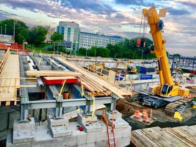 Steel Erection for New Bridge at New LGA