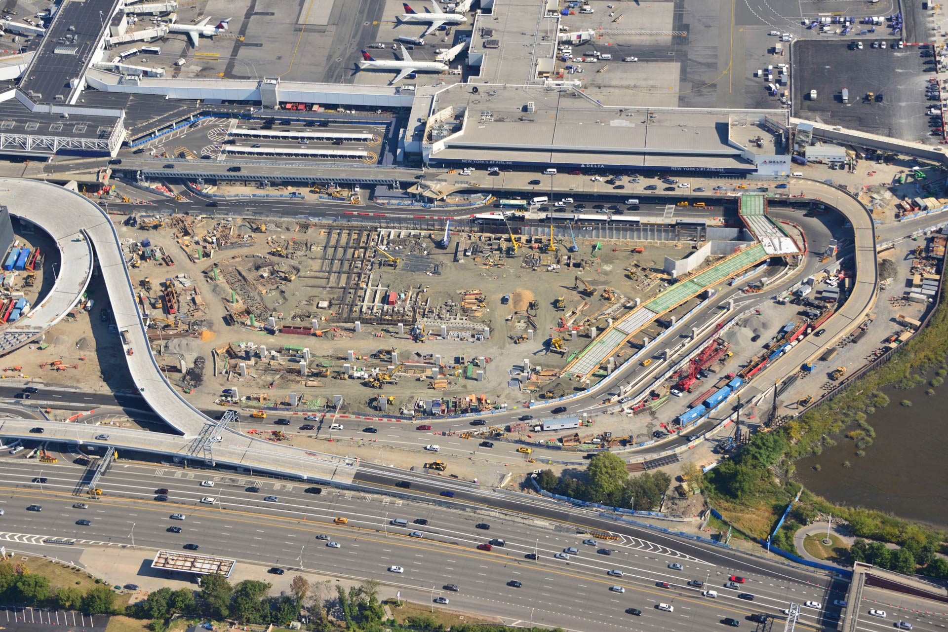 Roadway Access from Grand Central Parkway to Terminal B